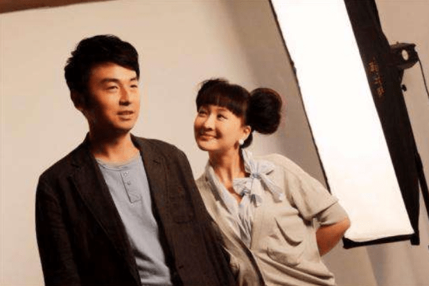 原创凭演渣男走红的可不止李泽锋还有他们四位最后一位亲妈都嫌弃