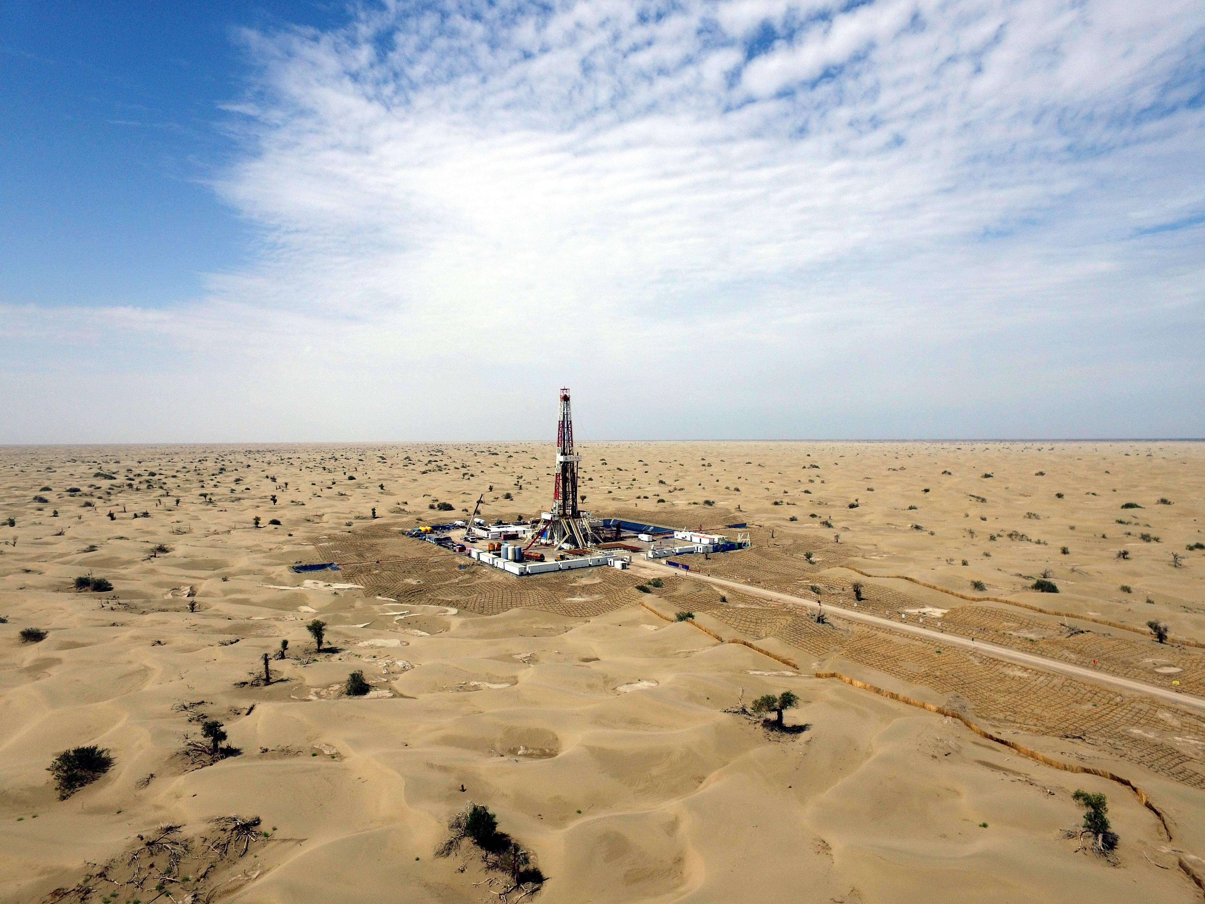 重磅新疆的这个油气田建成百万吨产能