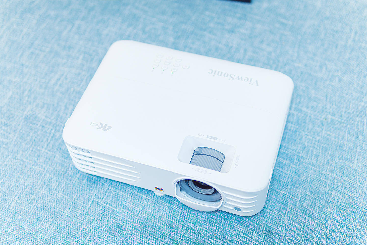 游戏与影音兼得,优派px701-4k家用投影够爽快_手机搜狐网