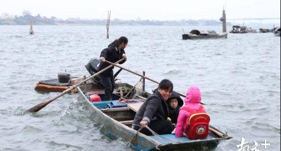 摆渡人生！东莞东江河畔渔家儿女的求学路