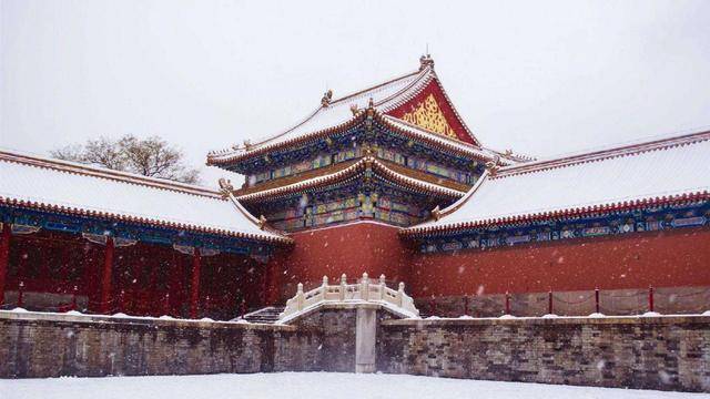 驭雪而行，WEY VV6智能越级，共踏北京的第一场雪