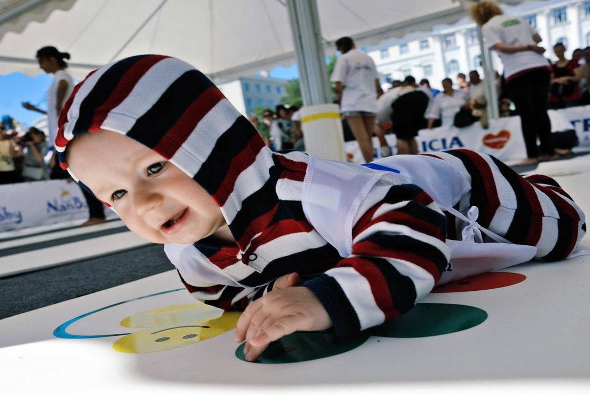 冬季学爬不利索错过爬行训练黄金期难弥补冬日学爬要另辟蹊径