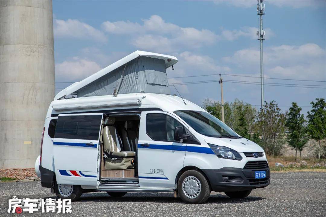 30万出头的福特全顺房车,配2.0t 6at,c本开能住4人
