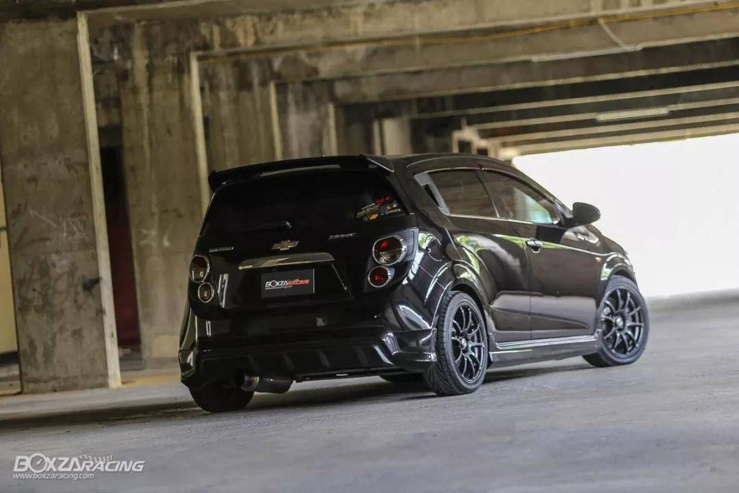 红头变形金刚,雪佛兰爱唯欧改装本田k20a