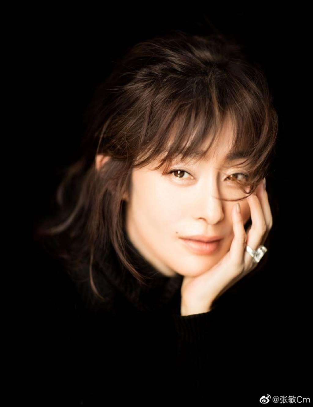 52岁绮梦张敏近照曝光,状态完胜小14岁的她