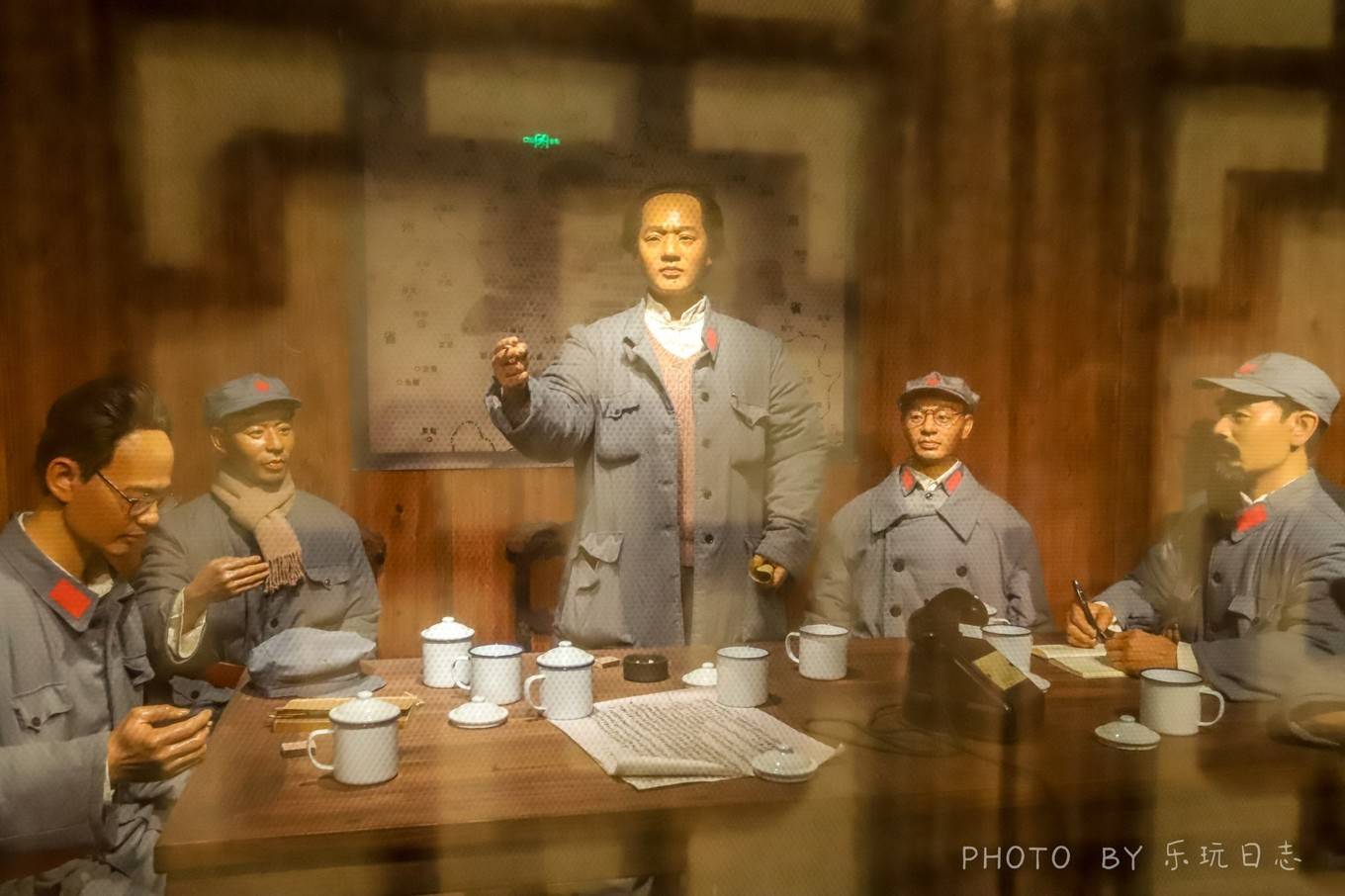 黎平旅行必去的景点,六百多年历史的老街,形状如翘起的扁担_会议