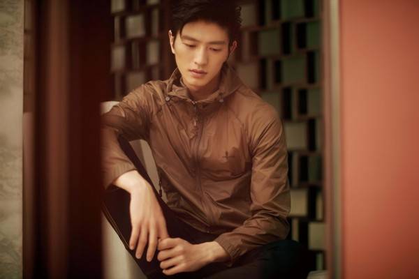 惊艳!比音勒芬邀请时尚界宠儿金大川,游天翼演绎中华千年文化