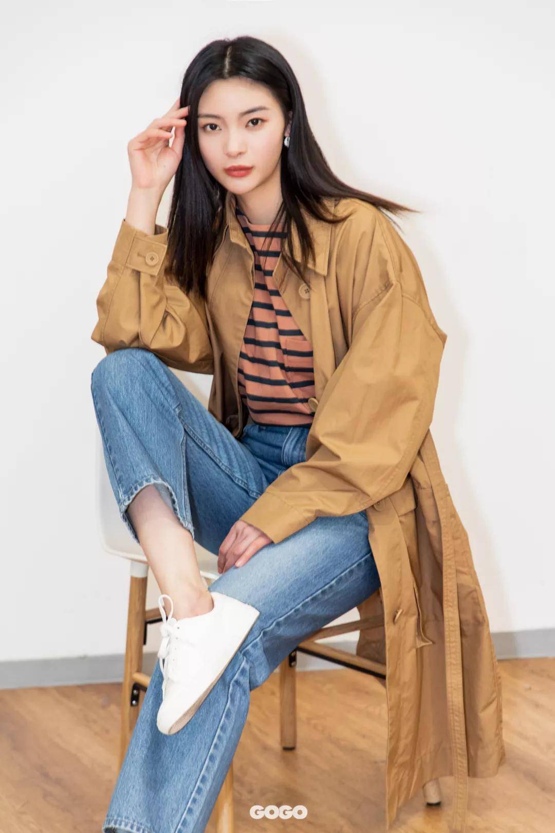 新一季u系列带你领略2021"线条学"不费力就能穿出时髦感@应青蓝△437