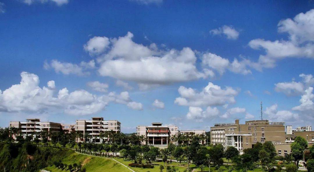 电子科技大学中山学院2021年普通高等学校专升本招生简章