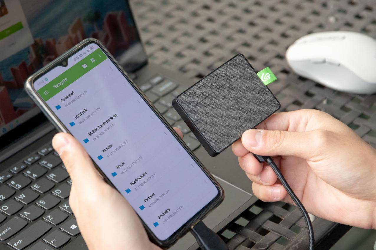 手机搭配手机的组合 e6d2a148179b4b4eb47ec2d98a109851.jpeg