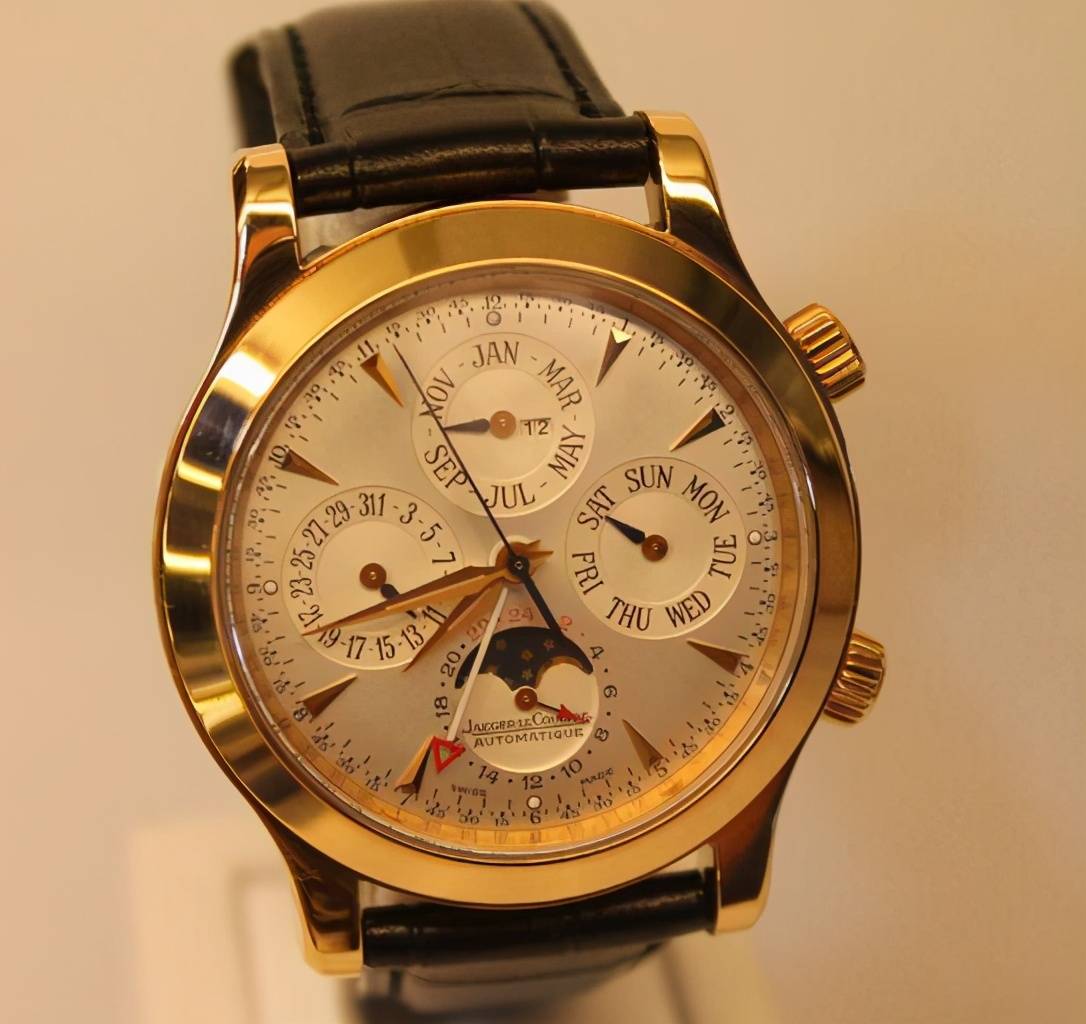 积家大师系列为什么万年历手表只能显示到2199年