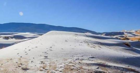 地球危险了？撒哈拉沙漠罕见下雪天气，玛雅预言或将成真？