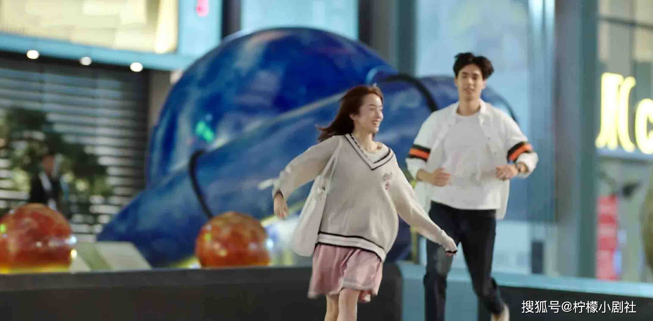 为什么站在你的面前 为什么坐在你面前
