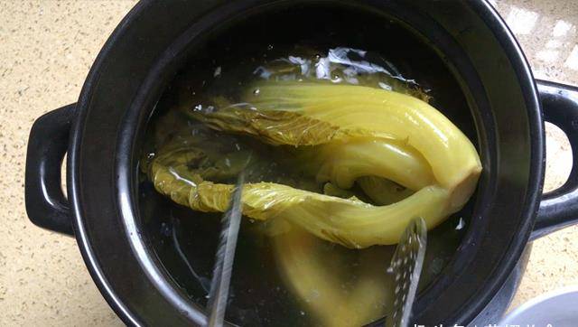 泡菜不咸可以直接放盐吗 fb539b2f18d54bbe9308e0cf8d6f4319.jpeg