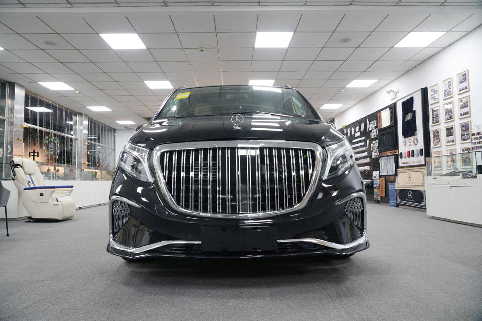 奔驰迈巴赫vst780喜上眉梢 新款9速变速箱 动力全面升级