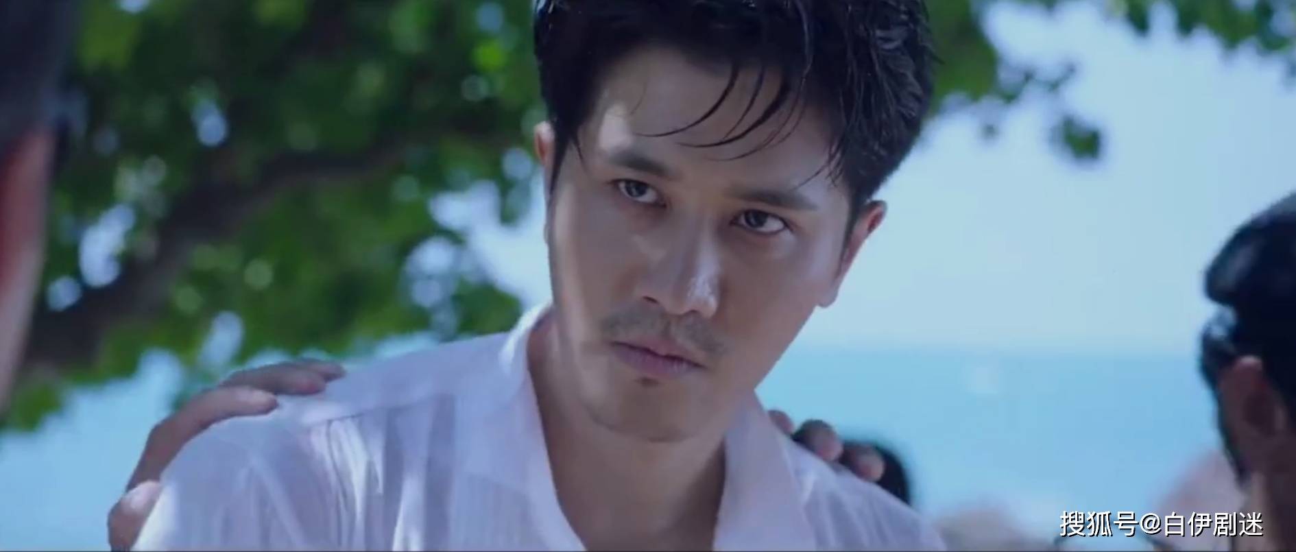 黑洞电视剧张峰之死 dbc195cf6347420d94721cfe32fe90fe.jpeg