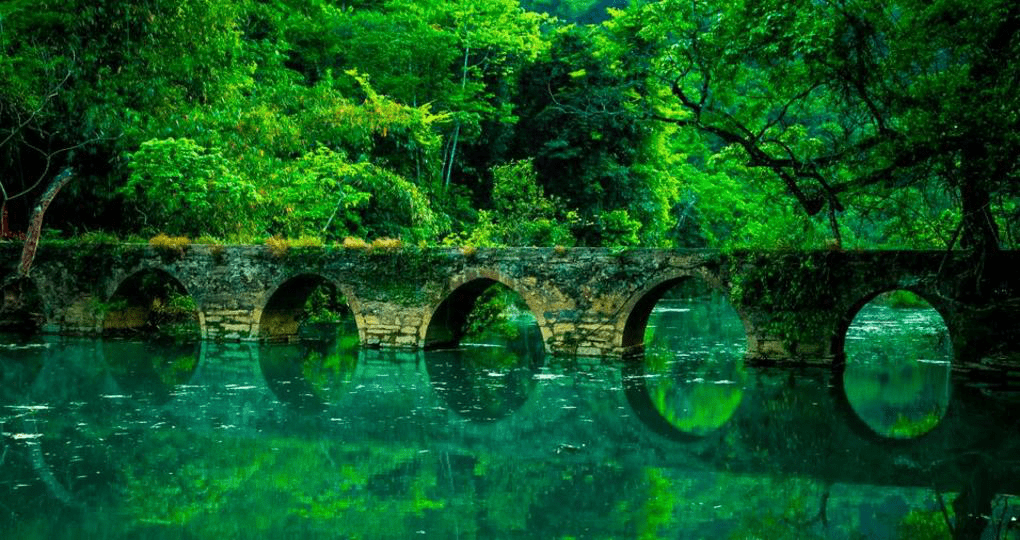 贵州荔波喀斯特地貌——“地球腰带的绿宝石”，每一处都让你大开眼界