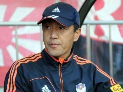 泰山队签约日本教练黑崎久志 将任俱乐部第一助理教练_比赛
