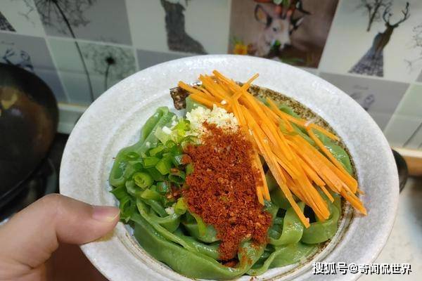 炒肉丝凉油还是热油 66cbcd12e07041ecbdde93b00534cd71.jpeg