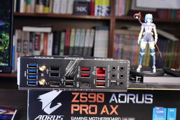 新品|英特尔500系列新品主板来了，技嘉Z590小雕PRO主板评测