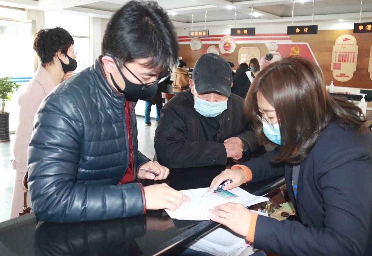 青岛即墨区仇家沟岔村村民医保再报销医疗费达41万元_补助