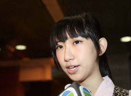 16岁时和陈冠希恋爱成名,香港嫩模谢芷蕙变脸,被曝欠债80万_照片