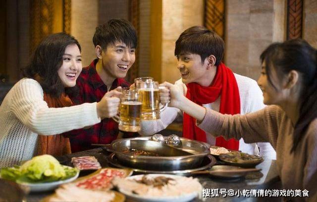 三四人聚会吃什么 2038b95883a149daabcc96454d47e0b3.jpeg
