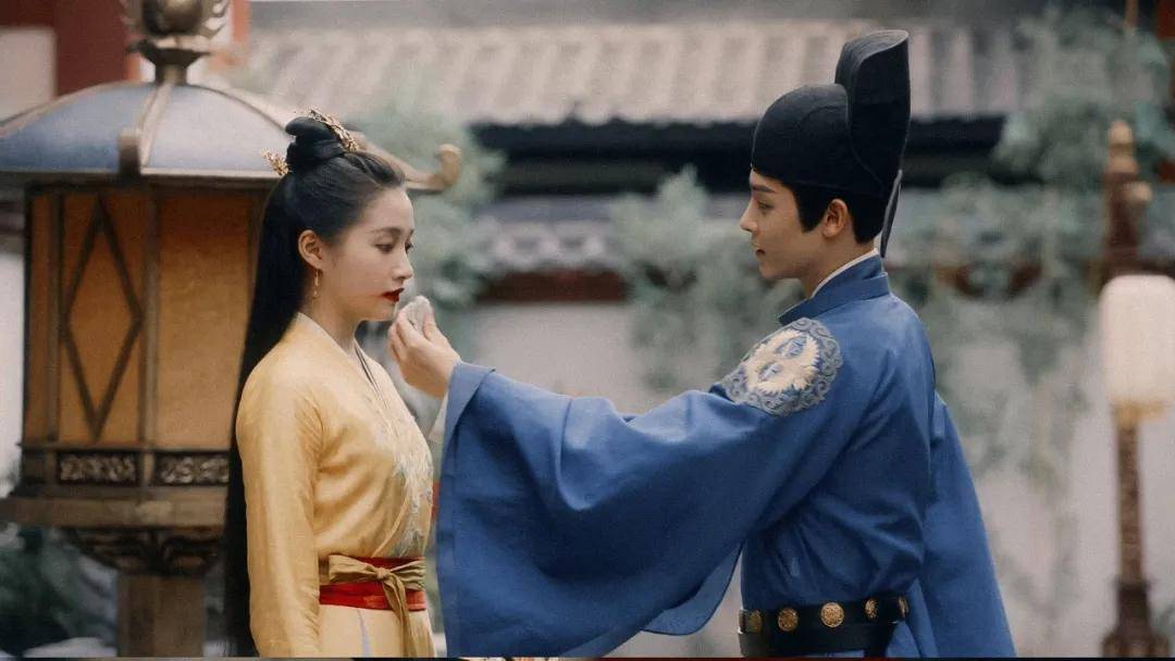 《我就是这般女子》来袭,关晓彤侯明昊越看越有cp感?