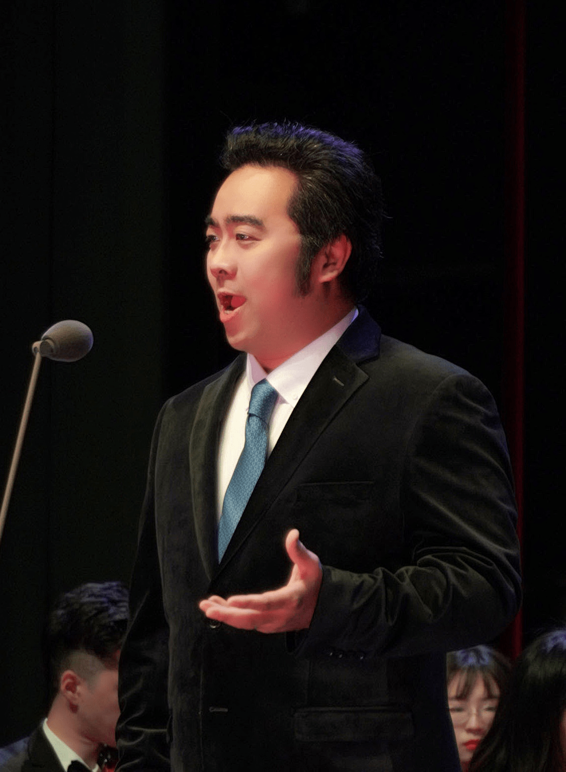 国际级指挥家许忠执棒 奏响云端新春音乐会