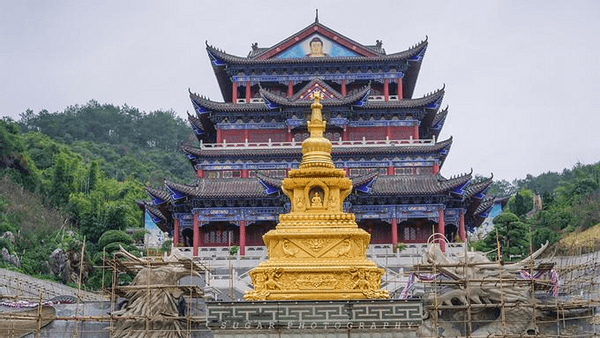 广东一千年古寺：耗资六亿打造全球最大的翡翠观音，堪称祈福圣地