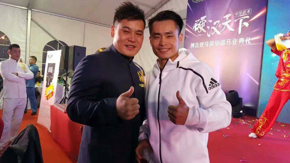 散打天王柳海龙复出!与奥运冠军蔡良蝉对决,39岁是否宝刀不老