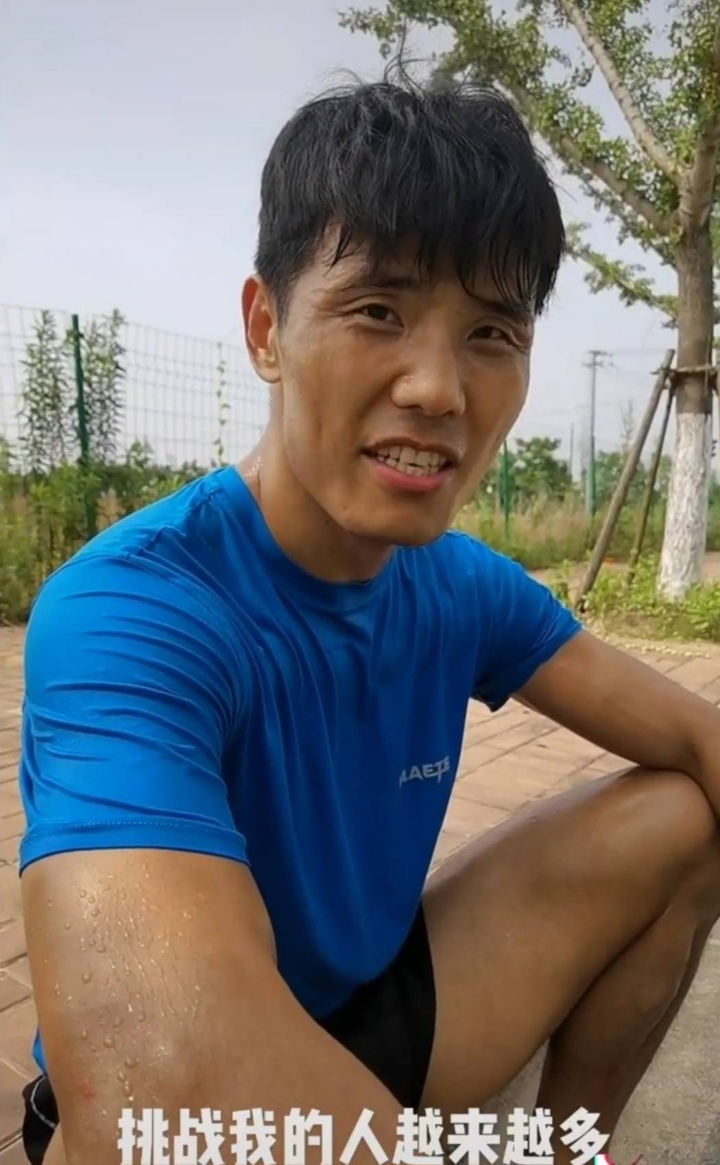 方便解释为何没参加ufc,专家:若早练综合格斗成就将超李景亮