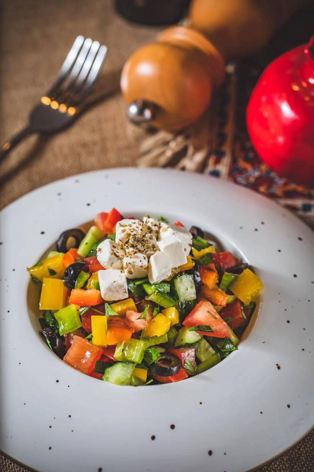 西庭秀色,在北京也能吃到地道土耳其风味!_沙拉