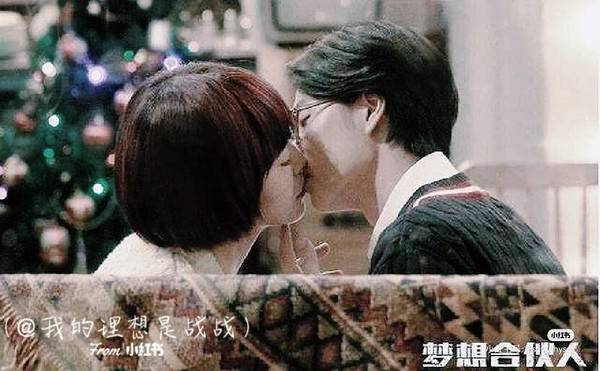 姚晨夺走王一博的荧幕初吻与小鲜肉大谈恋爱的剧版萧亚轩