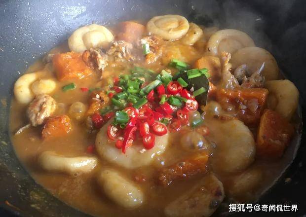 蘑菇干怎么做成汤 a56950a8301443d69d57bec67db8b010.jpeg