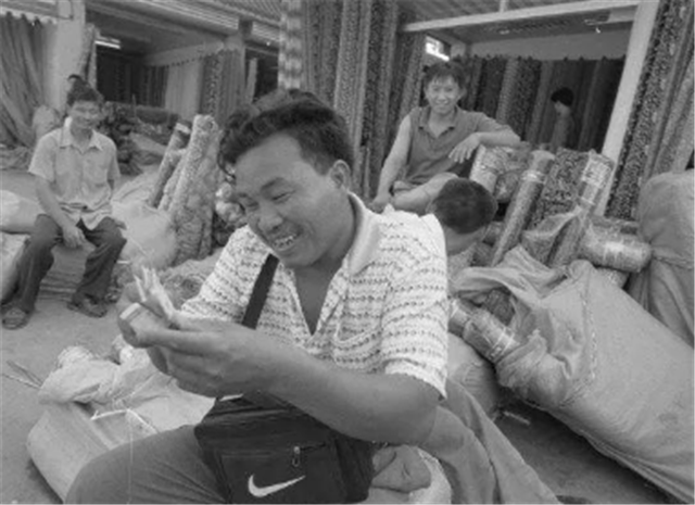 北京现在人口多少钱_现在的北京(2)