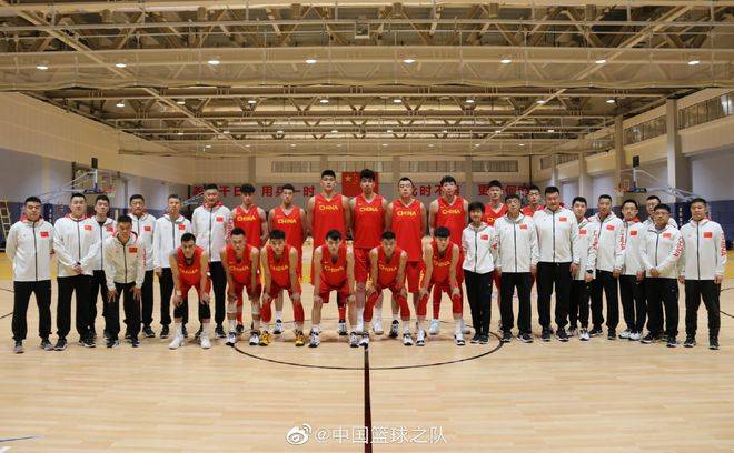 新京报：亚洲预赛仍然是国际篮联不负责任的表现