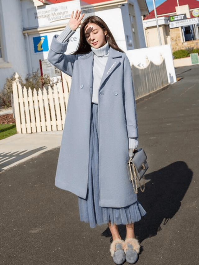 原创大衣与纱裙的碰撞悄悄展现出时尚的气息圆上自己的公主梦