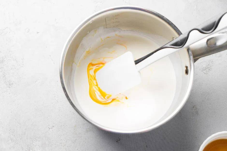 泡泡奶油胶 0e5418e3d7b04416b0d7544017c97e16.jpeg