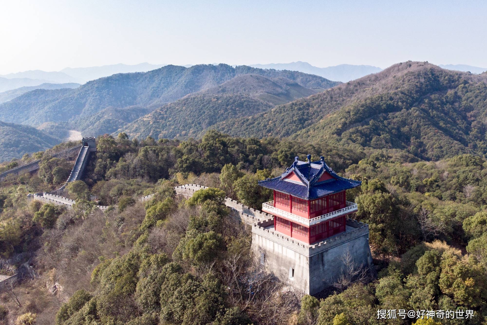 一处拥有“天坛”和“长城”的景点，不在北京在宁波，游客还很少