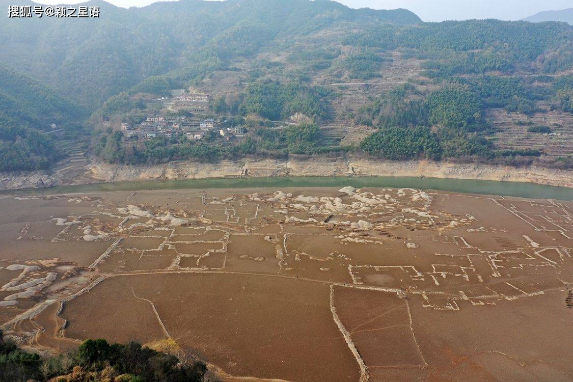 阳泉河下村失踪人口_大阳泉古村图片(2)