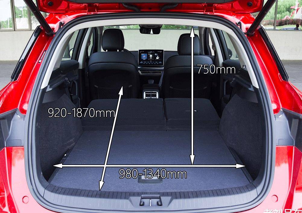 比亚迪宋prodm混动suv车型搭载四驱系统还能上绿牌
