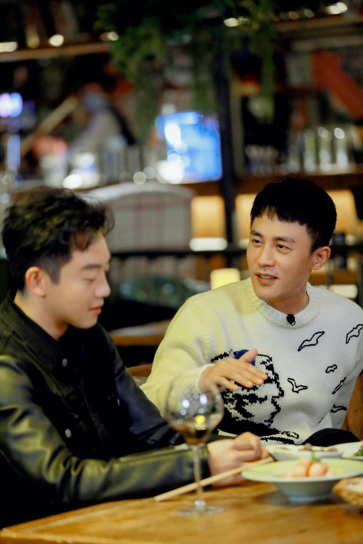 杜淳宣布当爸大方分享与老婆相爱故事 郑恺模仿杜淳跳舞笑点十足