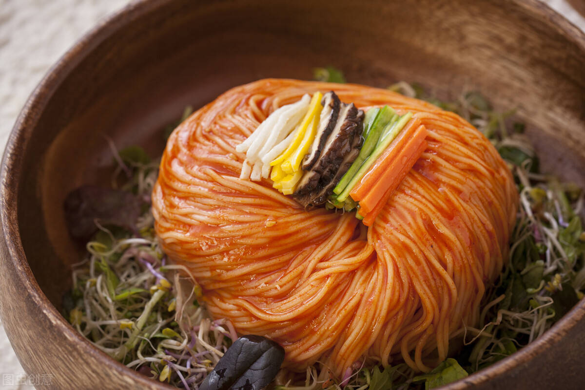 韩式拌面,香甜微辣,做法简单,追剧好伴侣,10分钟小白快手餐