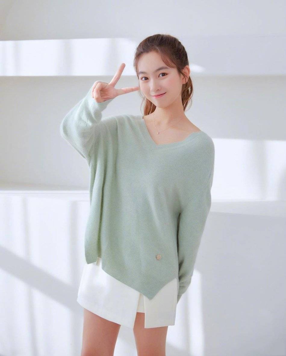 7号房的礼物葛素媛近照曝光五官精致清纯甜美超像关晓彤