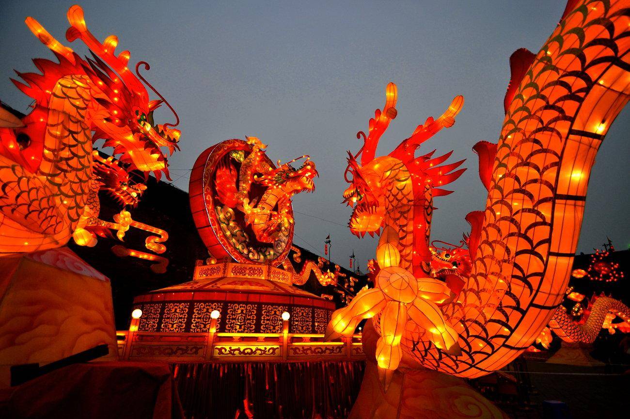 闹花灯的民间传说