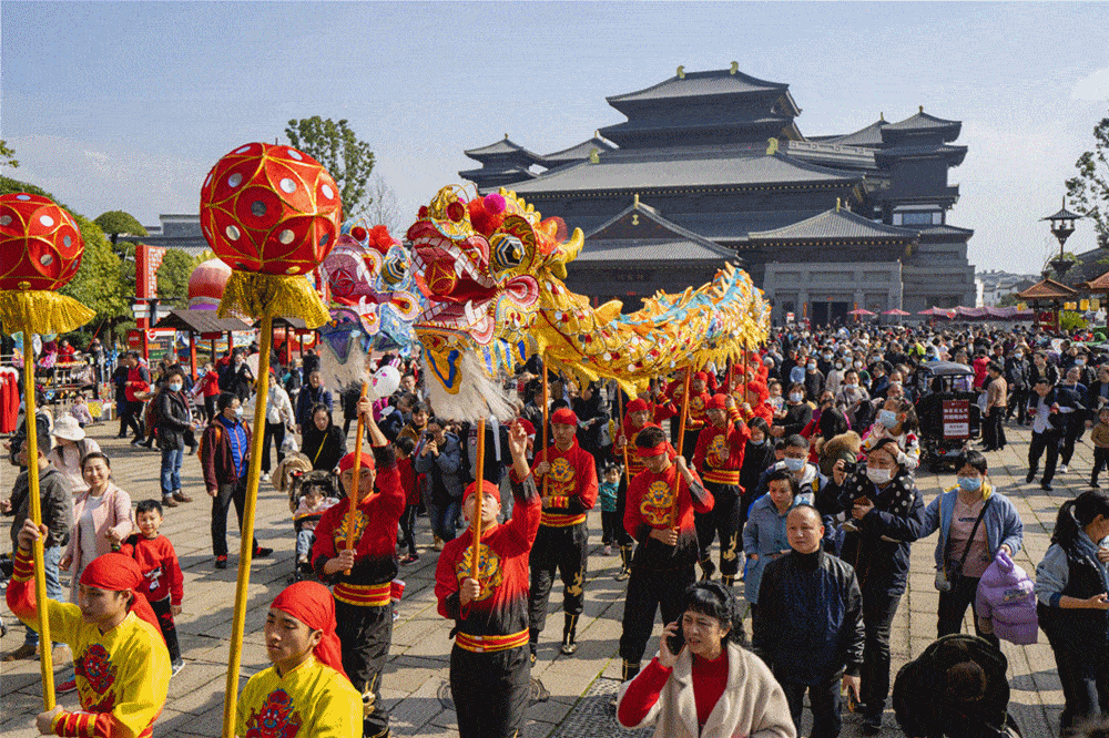 新华联文旅四大景区春节假期接待游客超33万人次