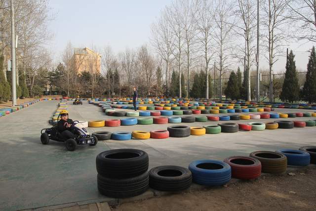 北京冷门拓展乐园，门票仅需10元，可以畅玩园内所有运动场