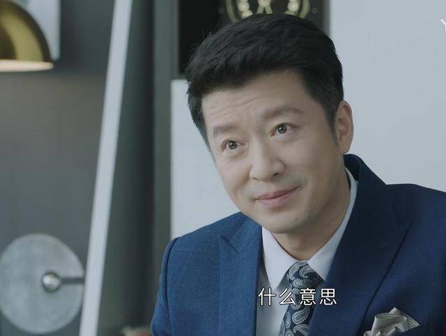 章小鱼这个人原本跟着林睿干得好好的,并且也是很快