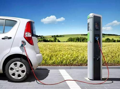 海南今年计划推广2.5万辆新能源汽车。所有官方车辆都使用新能源
